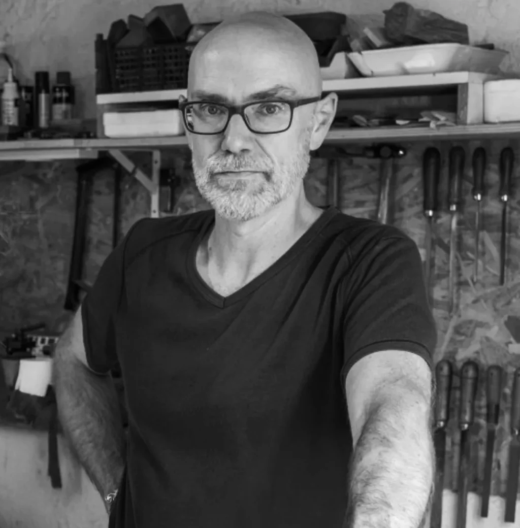 François affutant un couteau